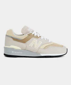 New Balance Made in USA 997 in Moonrock / Driftwood