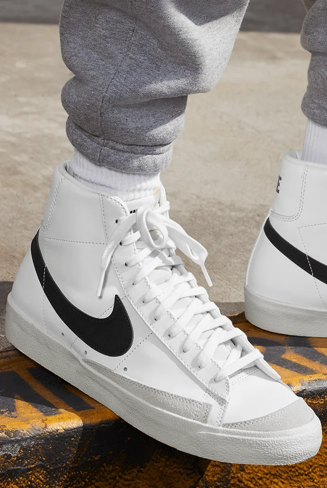 Nike Blazer Mid 77 Vintage "White Black" - Men's