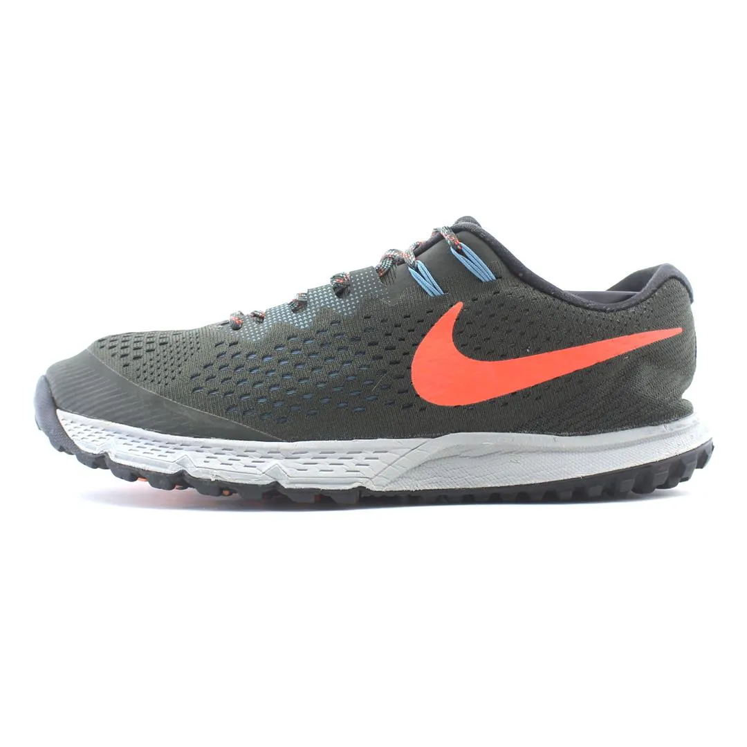 NIKE TERRA KIGER 4