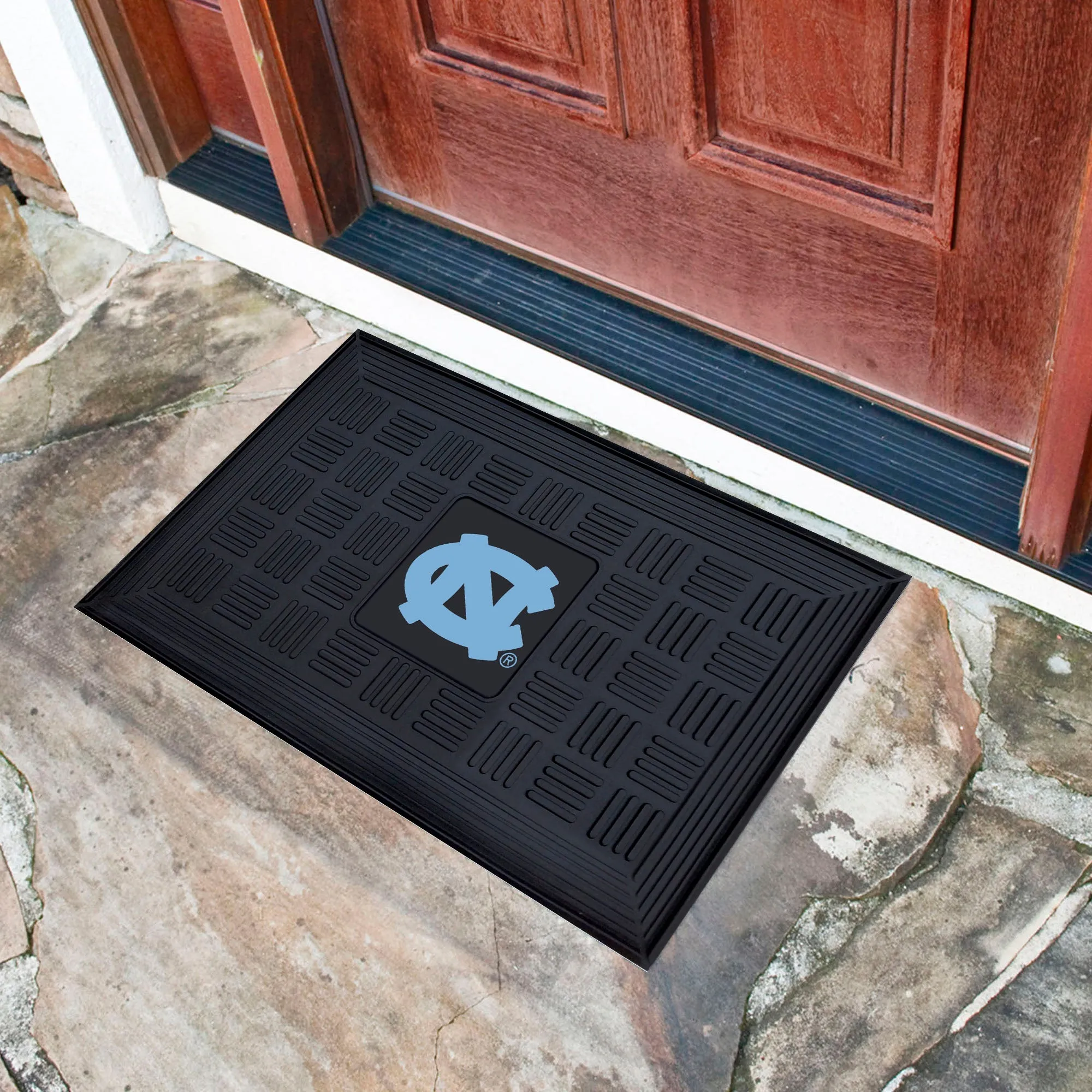 North Carolina Tar Heels Medallion Door Mat with NC Logo by Fanmats