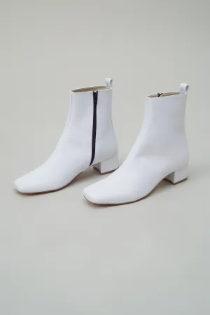 Teo Boot - White