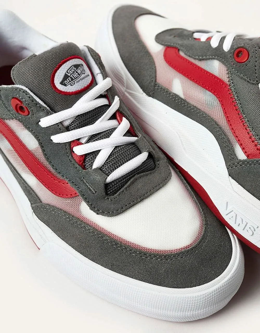 Vans Wayvee Skate Shoes - Grey/Red